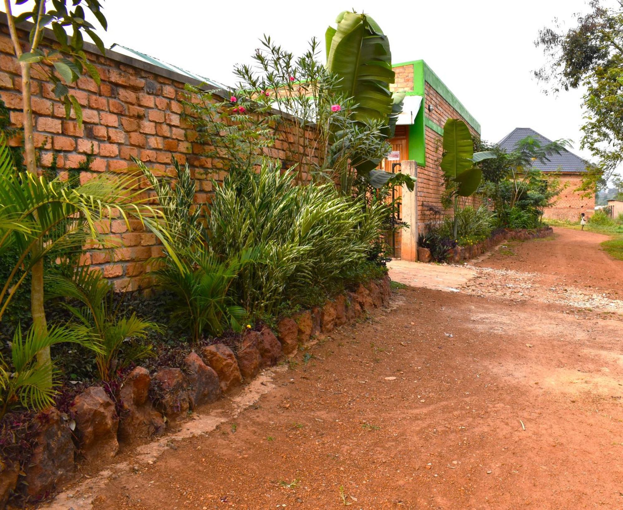 Iziba Lodge Hoima Exterior foto